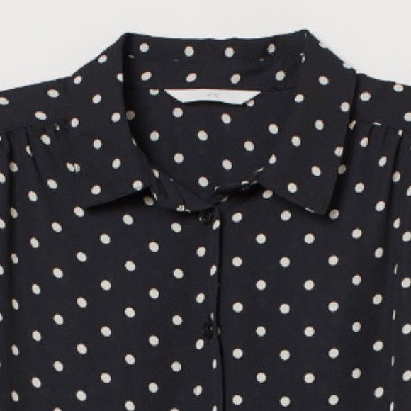 Long Sleeve Black White Polka Dot Blouse 😍 - Picture 3 of 4